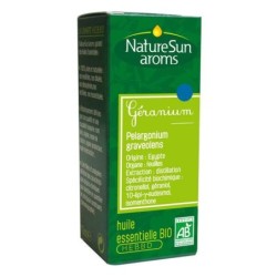 Flacon d'huile essentielle de géranium bio de NatureSun'Arôms pour apaiser efficacement la peau.