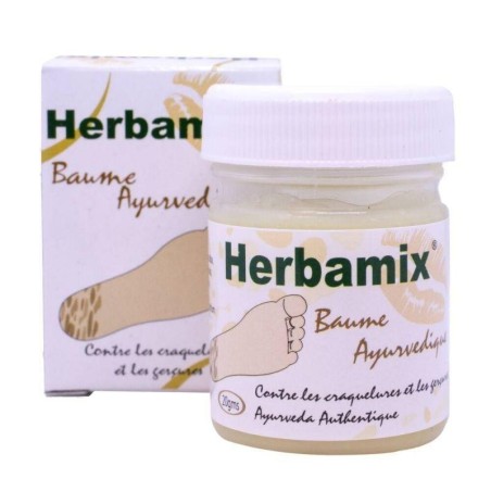 Baume Ayurvédique Craquelures de Kerala Nature pour hydrater et réparer les peaux sèches.
