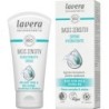 Crème hydratante bio Aloe et Jojoba de Lavera pour une peau douce